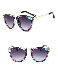 Load image into Gallery viewer, Womens Cat Eye Sunglasses